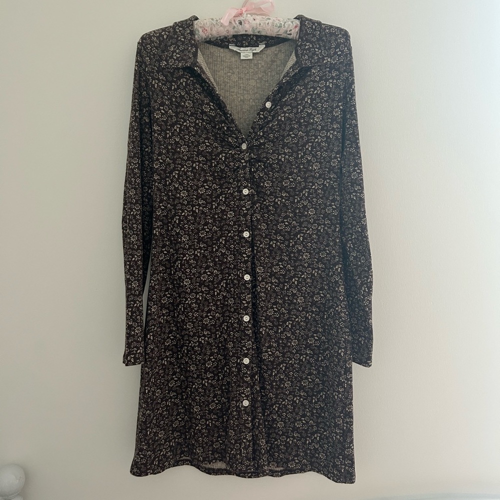{American Eagle} floral button up scrunched midi dress